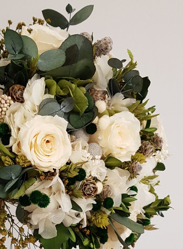 Ramo con rosas blancas y verde - Imagen 12