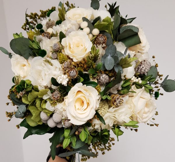 Ramo con rosas blancas y verde - Imagen 8