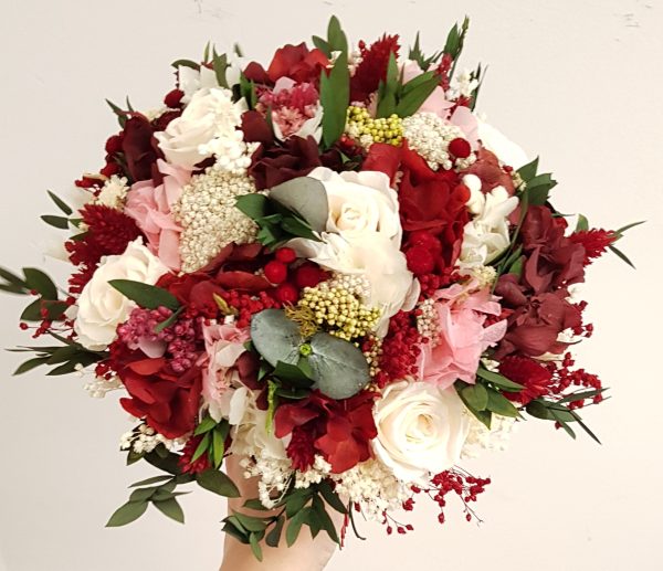 Ramo rojo con rosas blancas - Imagen 7